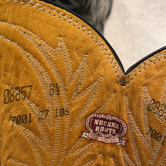 Cowboy boots, black with white stitching - Picture 7 of 10